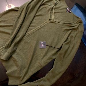 Long sleeve green sweater